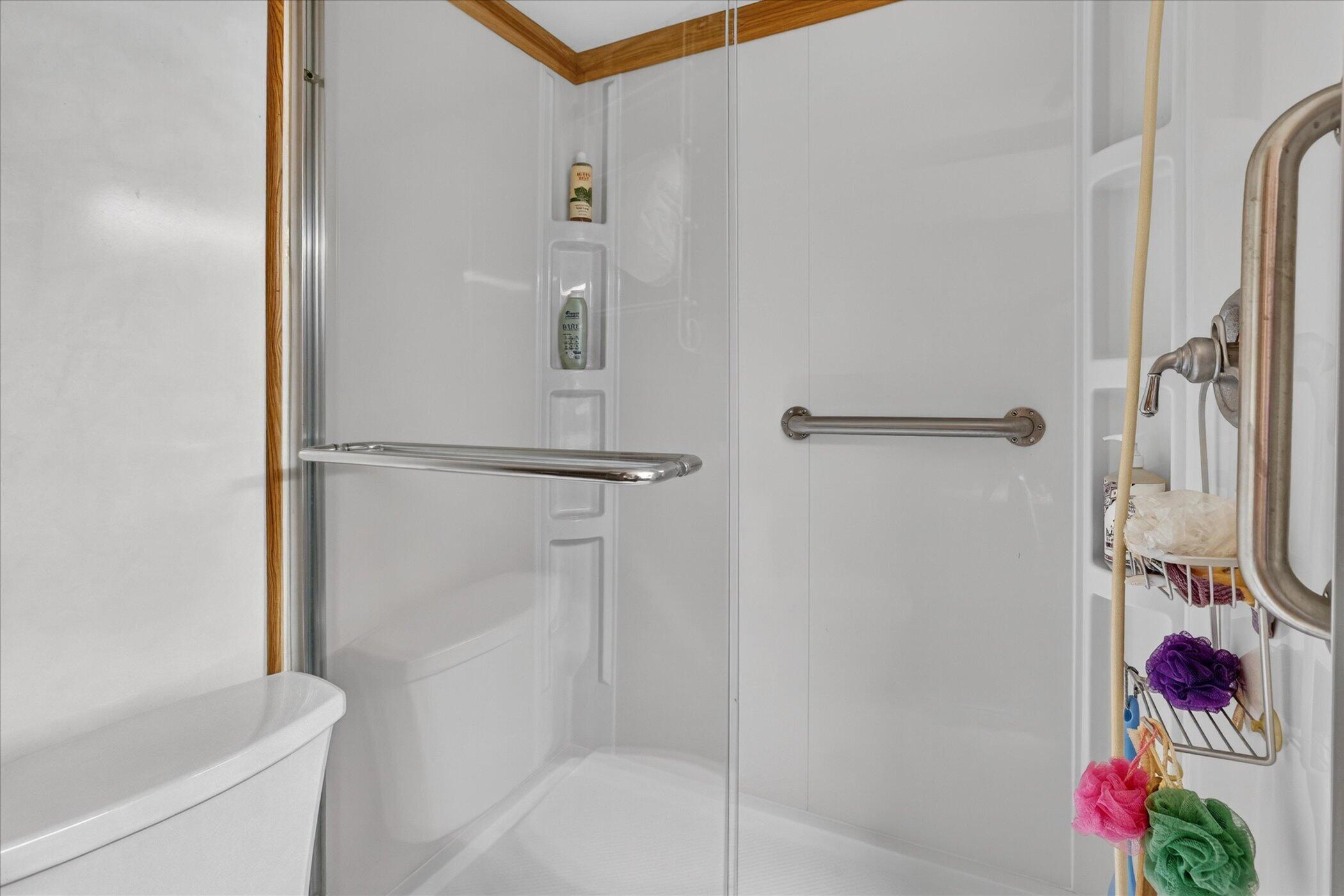 19449 Park Road Big Rapids, MI 49307 - Photo 17 of 35 19-19449-Park-Rd-Big-Rapids-Windowstill