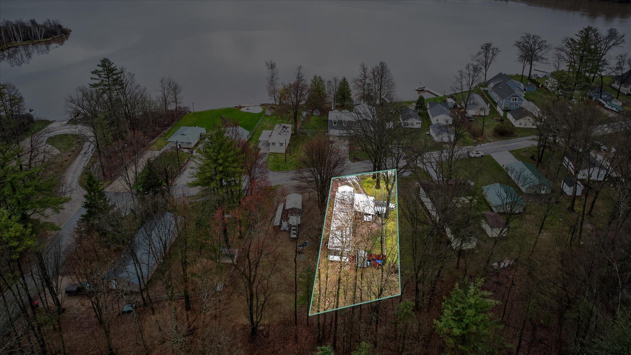 19449 Park Road Big Rapids, MI 49307 - Photo 26 of 35 37-19449-Park-Rd-Big-Rapids-Windowstill