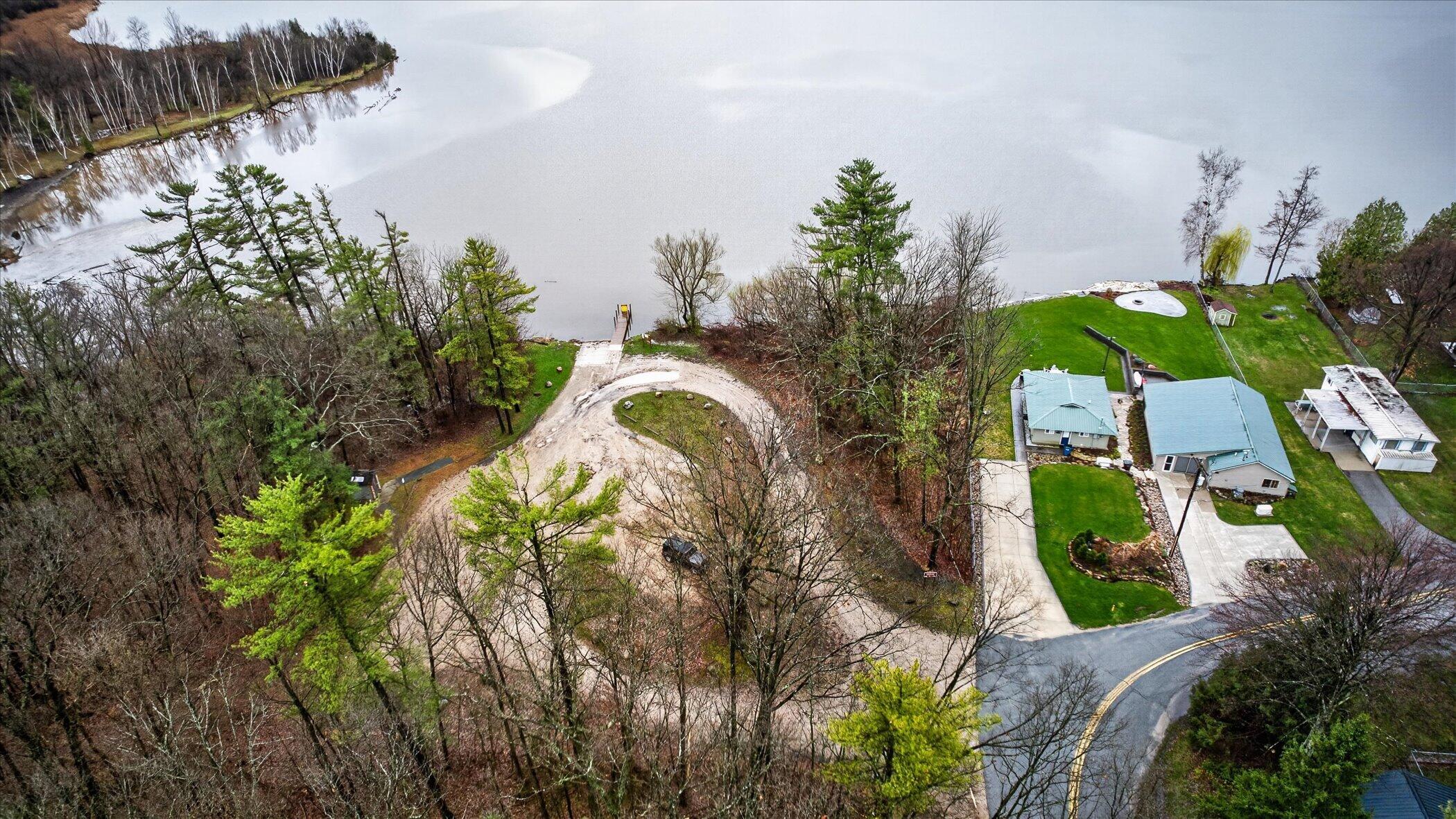 19449 Park Road Big Rapids, MI 49307 - Photo 30 of 35 30-19449-Park-Rd-Big-Rapids-Windowstill