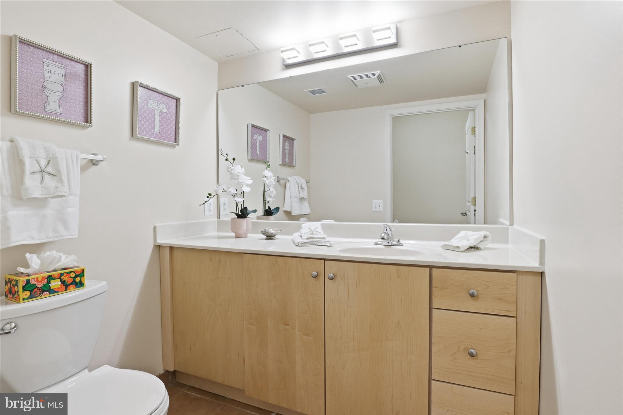 616 E Street Northwest, Unit 853 Washington, DC 20004 - Photo 8 of 44 Powder Room on Main Level