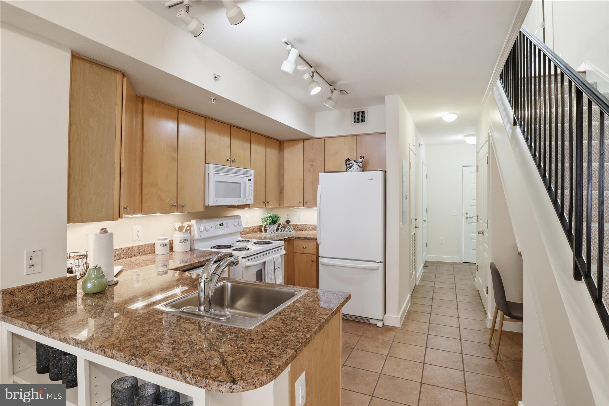 616 E Street Northwest, Unit 853 Washington, DC 20004 - Photo 10 of 44 Seller to provide Credit for New Appliances
