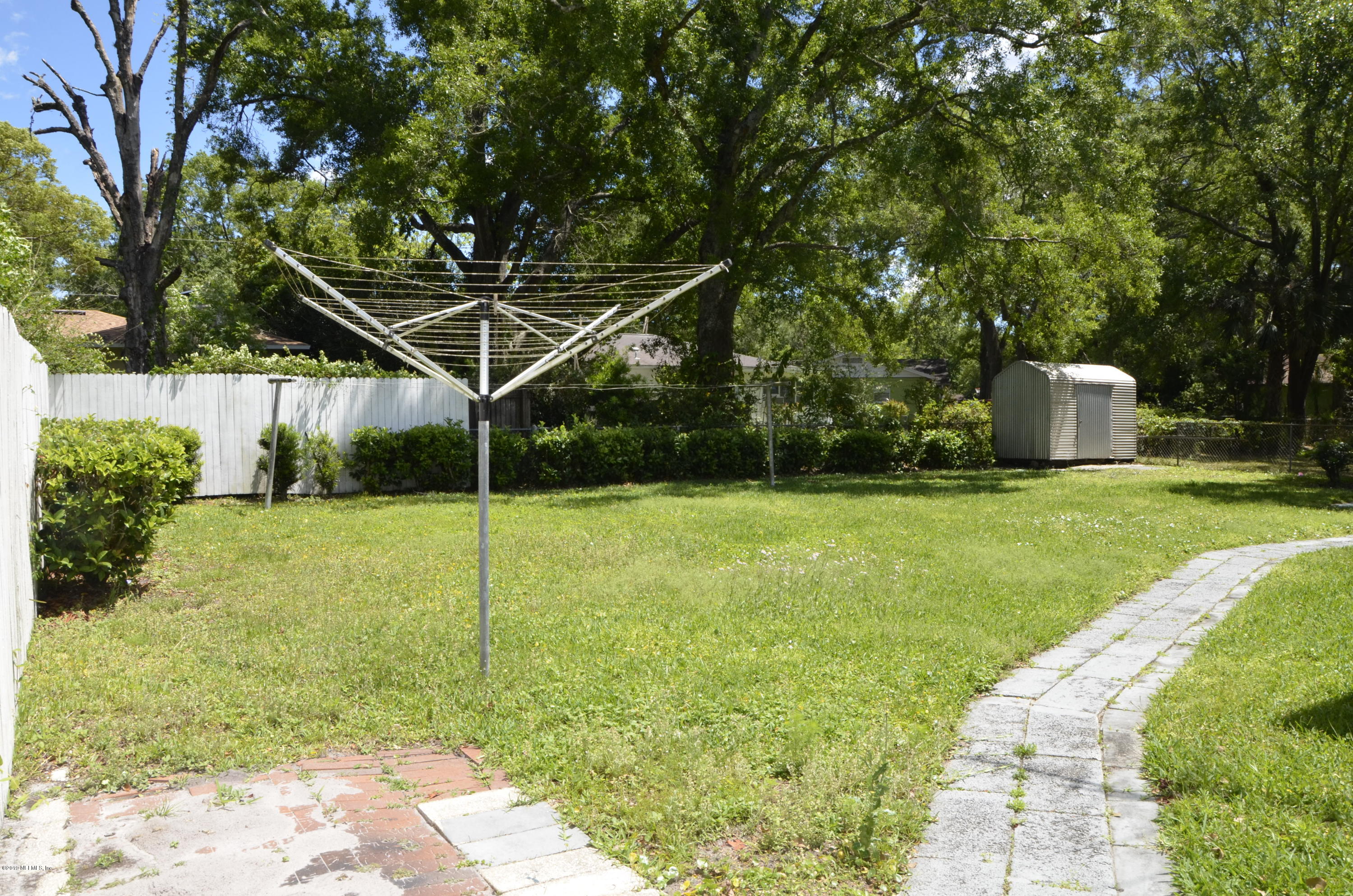 4411 Jammes Road Jacksonville, FL 32210 - Photo 3 of 37 backyard