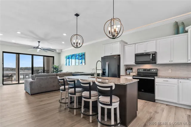$739,500 | 1065 Topsider Lane, Unit 506, Osage Beach, MO 65065