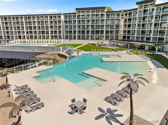 $739,500 | 1065 Topsider Lane, Unit 506, Osage Beach, MO 65065