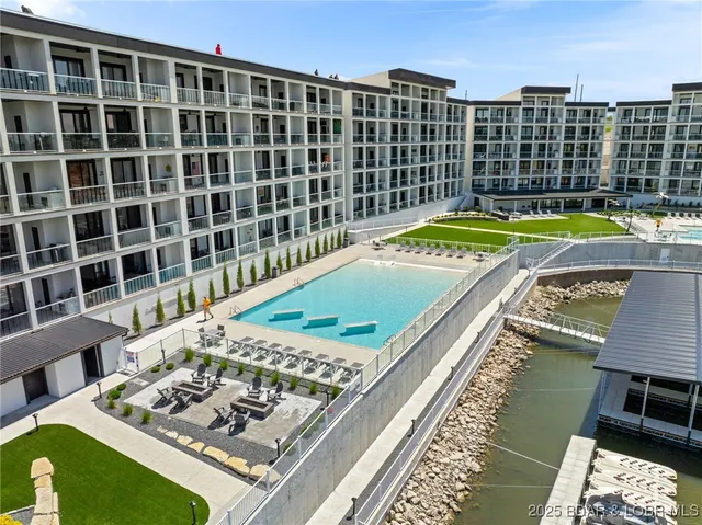 $739,500 | 1065 Topsider Lane, Unit 506, Osage Beach, MO 65065