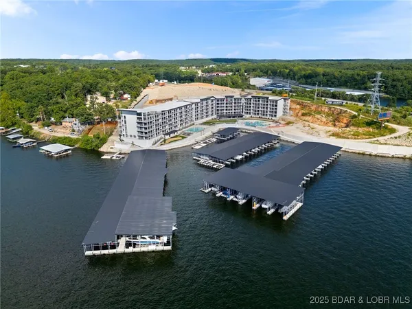 $739,500 | 1065 Topsider Lane, Unit 506, Osage Beach, MO 65065