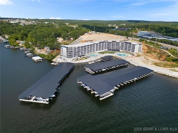 $739,500 | 1065 Topsider Lane, Unit 506, Osage Beach, MO 65065