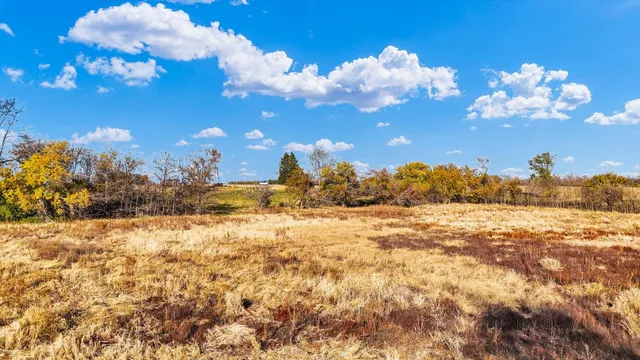 $349,900 | 2123 County Road 1700 North, St. Joseph, IL 61873