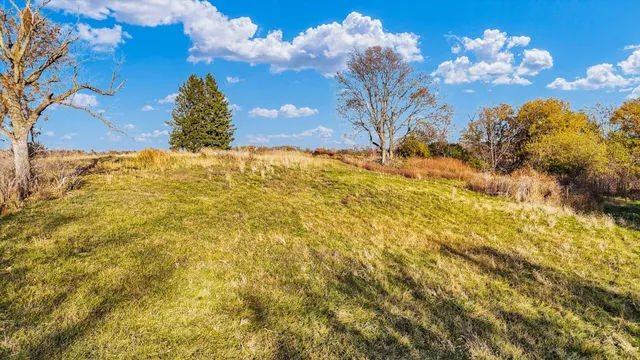 $349,900 | 2123 County Road 1700 North, St. Joseph, IL 61873