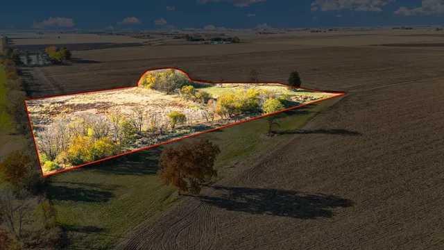 $349,900 | 2123 County Road 1700 North, St. Joseph, IL 61873