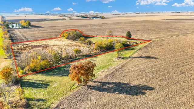 $349,900 | 2123 County Road 1700 North, St. Joseph, IL 61873