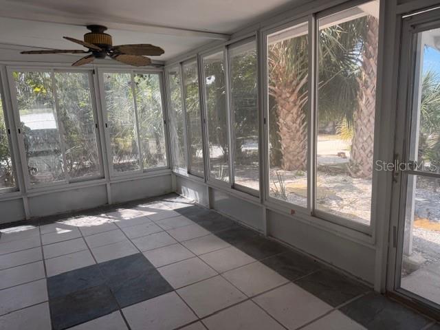 7127 Peninsular Drive New Port Richey, FL 34652 - Photo 12 of 23