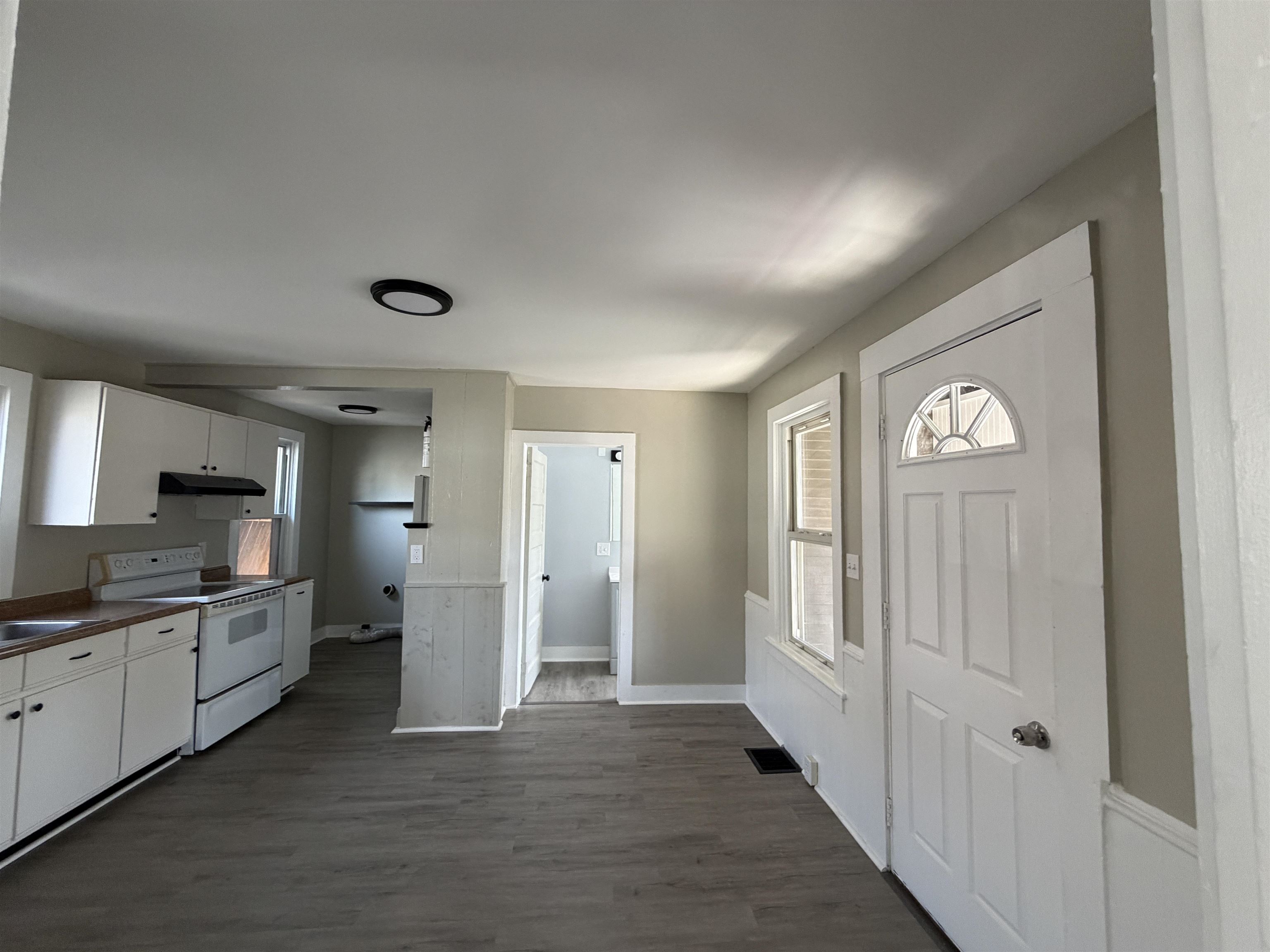 340 Pleasant Street Bennington, VT 05201 - Photo 10 of 24
