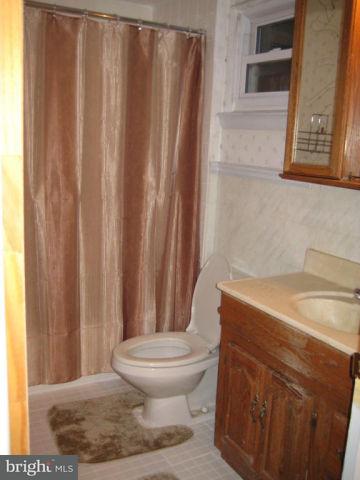 192 Pitney Road Lancaster, PA 17601 - Photo 4 of 8 Gallery Image 4