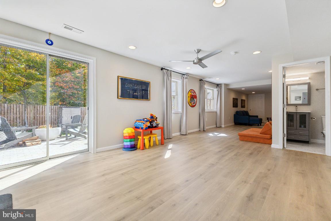 4277 Exeter Drive Dumfries, VA 22025 - Photo 52 of 67