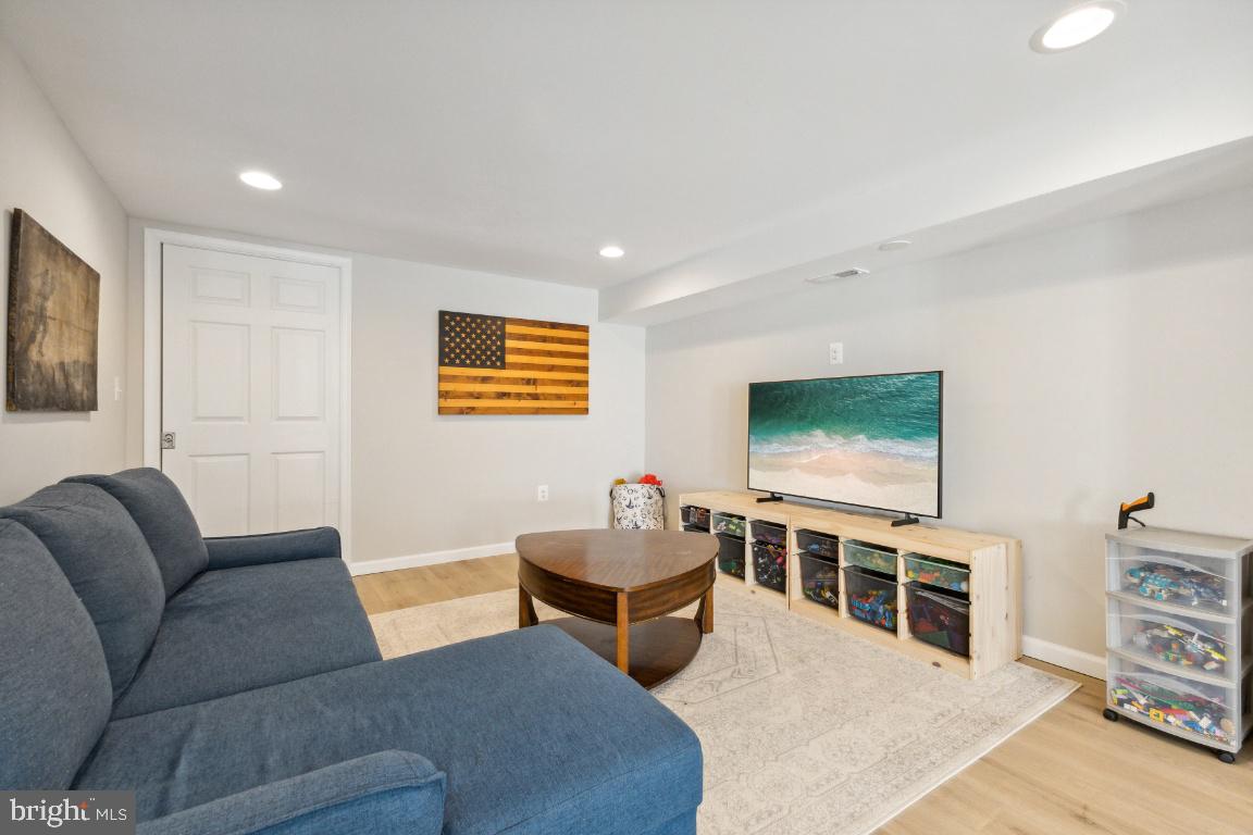 4277 Exeter Drive Dumfries, VA 22025 - Photo 54 of 67