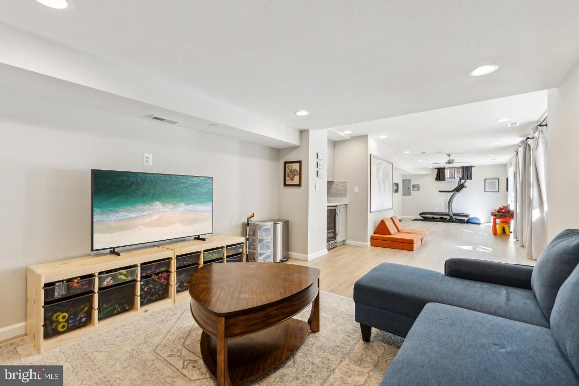 4277 Exeter Drive Dumfries, VA 22025 - Photo 55 of 67