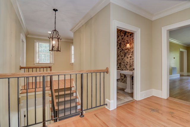 2923 Lake Augusta Ga 30909 Augusta, GA 30909 - Photo 15 of 46 Stairway/Half Bath