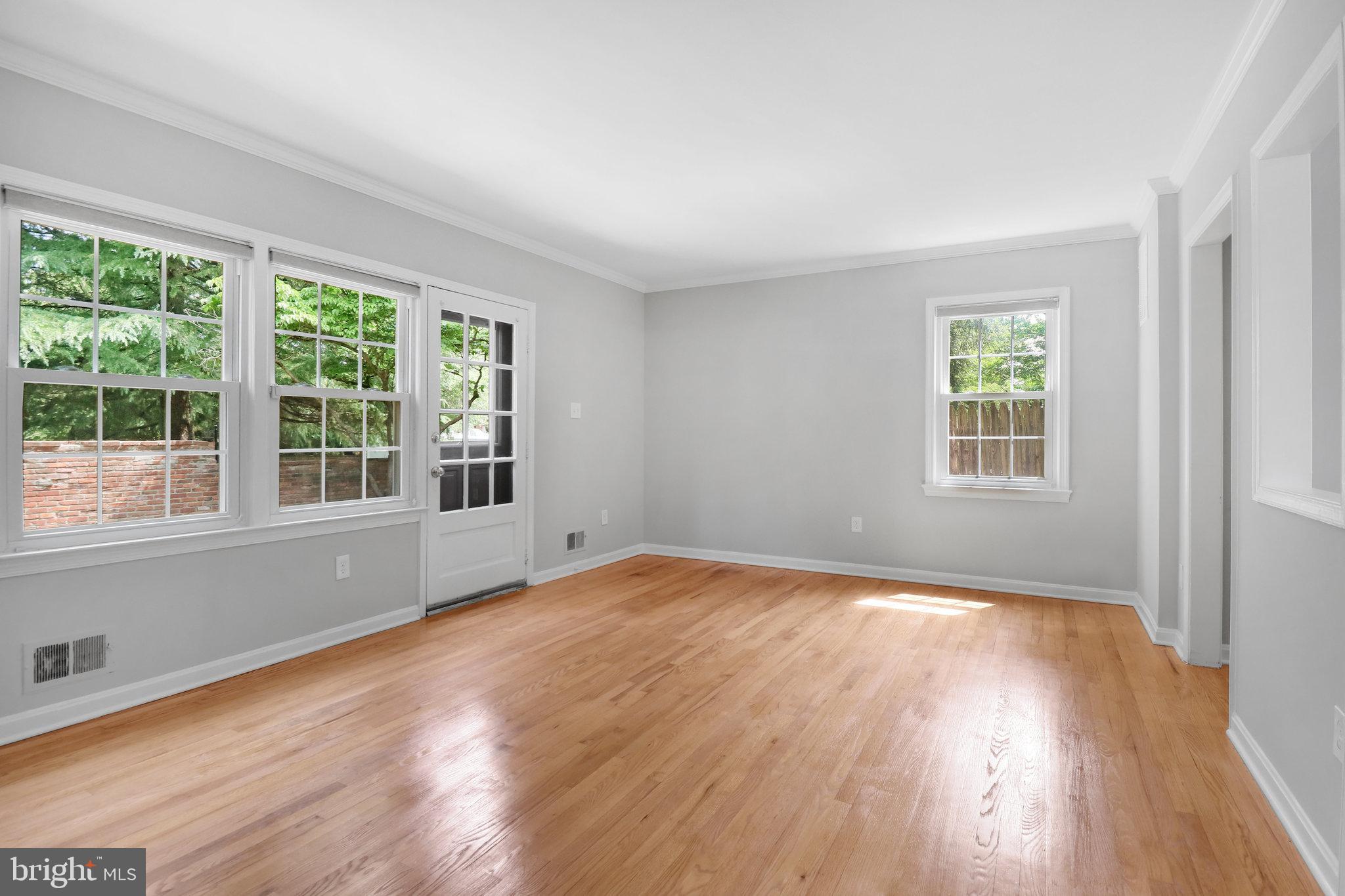 6806 Melrose Drive McLean, VA 22101 - Photo 9 of 63