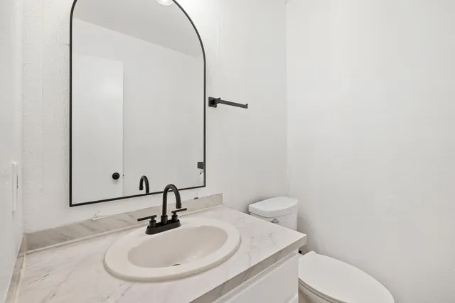 $249,000 | 1010 West Rundberg Lane, Unit 30, Austin, TX 78758