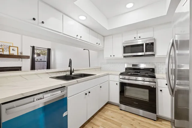 $249,000 | 1010 West Rundberg Lane, Unit 30, Austin, TX 78758