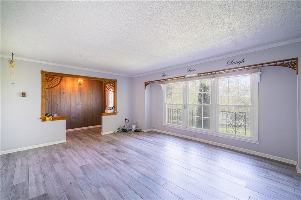 8400 52nd Road Southeast St. Joseph, MO 64507 - Photo 5 of 40 Gallery Image 5