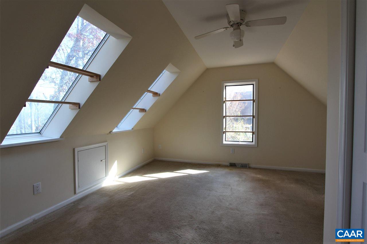 1237 Timberbranch Court Charlottesville, VA 22902 - Photo 15 of 21 Gallery Image 15