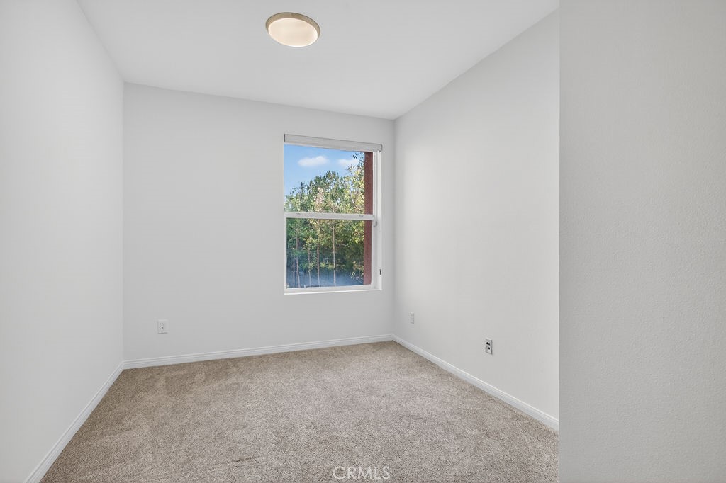 575 Rockefeller Irvine, CA 92612 - Photo 11 of 22