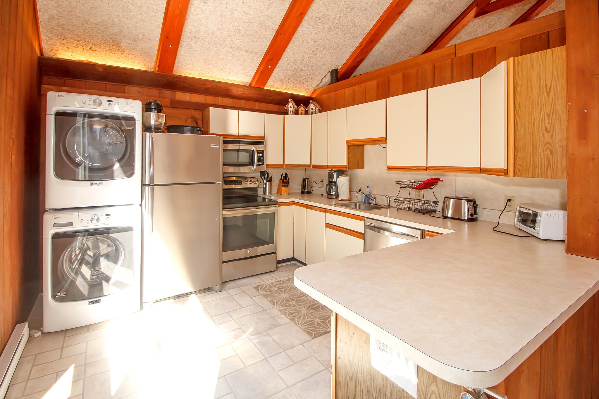 74 Gallup Pitch Road Wilmington, VT 05363 - Photo 7 of 20 Gallery Image 7