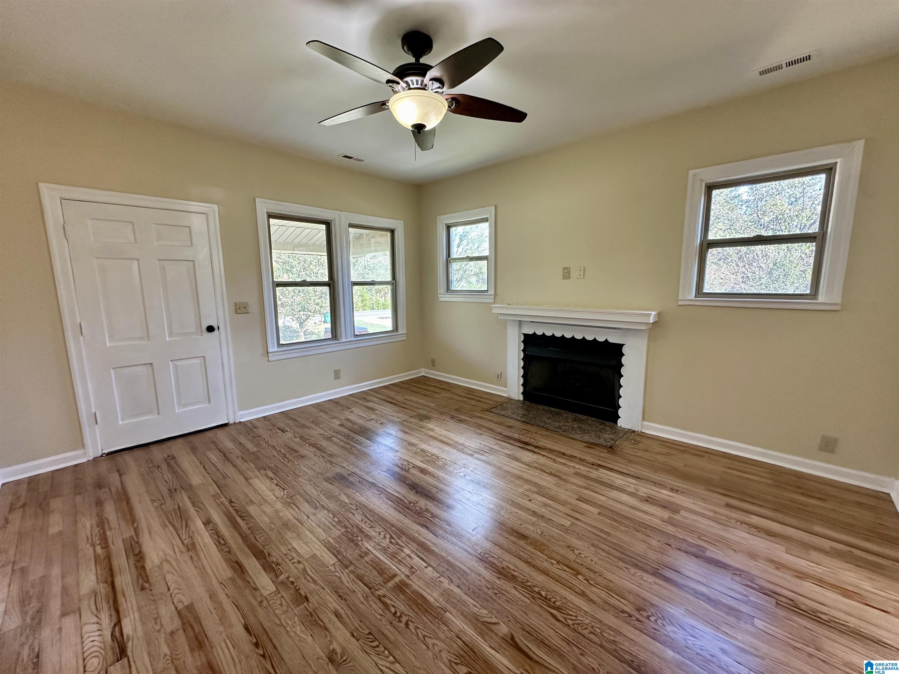 1525 Forest Glen Road Sylacauga, AL 35151 - Photo 8 of 21