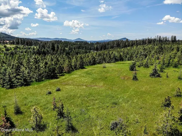 $429,000 | 6 East Rd Harrison Id 83833 Road, Harrison, ID 83833