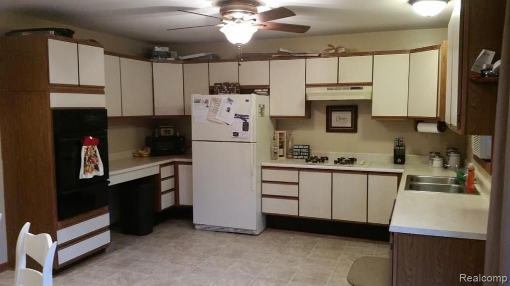 15151 Downey Road Capac, MI 48014 - Photo 13 of 24