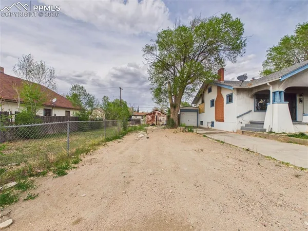 $49,000 | 807 East 12th Street, Pueblo, CO 81001