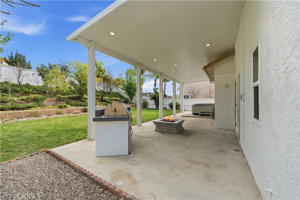 40998 Promenade Chardonnay Temecula, CA 92591 - Photo 35 of 45 California room