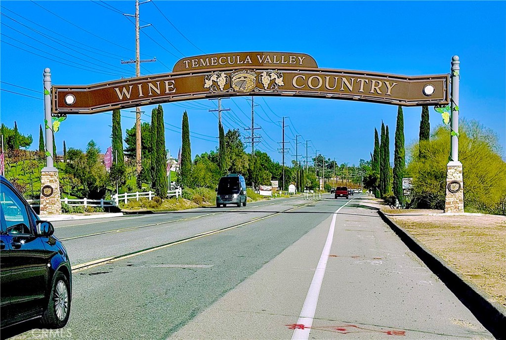 40998 Promenade Chardonnay Temecula, CA 92591 - Photo 45 of 45 Just a few blocks from Wine Country!