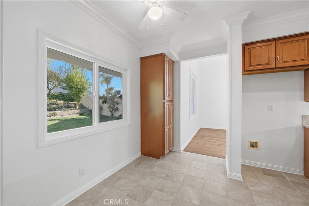 40998 Promenade Chardonnay Temecula, CA 92591 - Photo 10 of 45 Kitchen