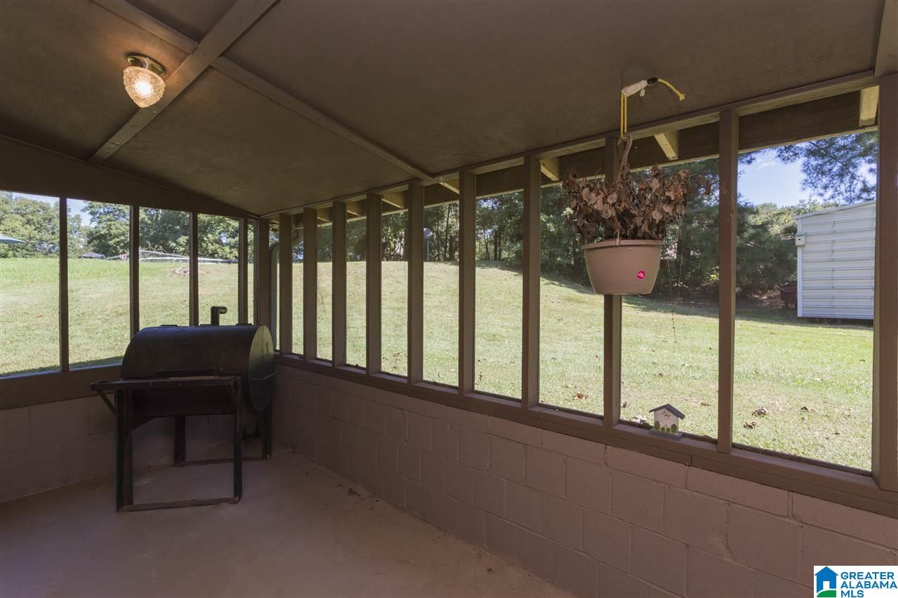 5440 Robin Circle Adamsville, AL 35005 - Photo 9 of 30