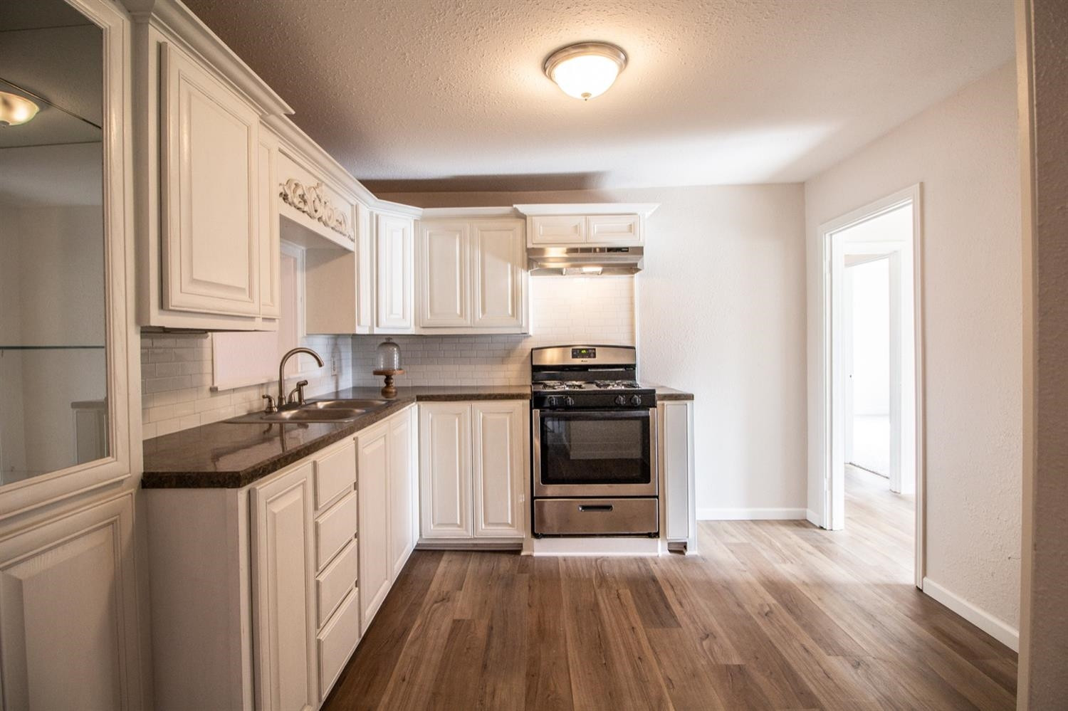 2810 40th Street Lubbock, TX 79413 - Photo 11 of 27 Photo 11