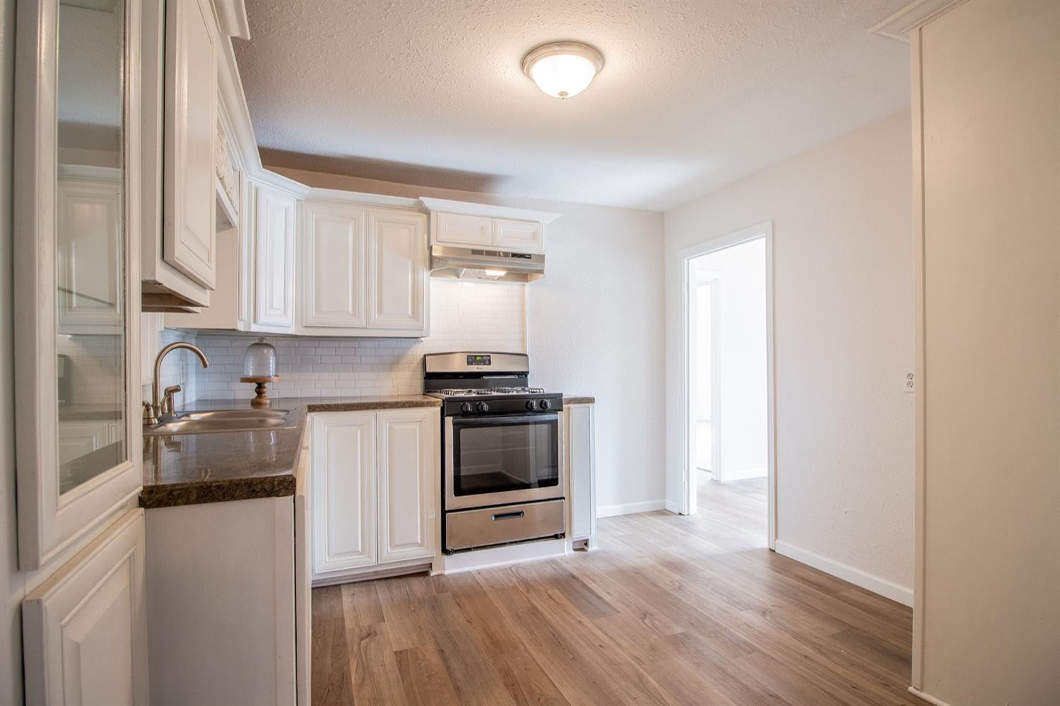 2810 40th Street Lubbock, TX 79413 - Photo 10 of 27 Photo 10