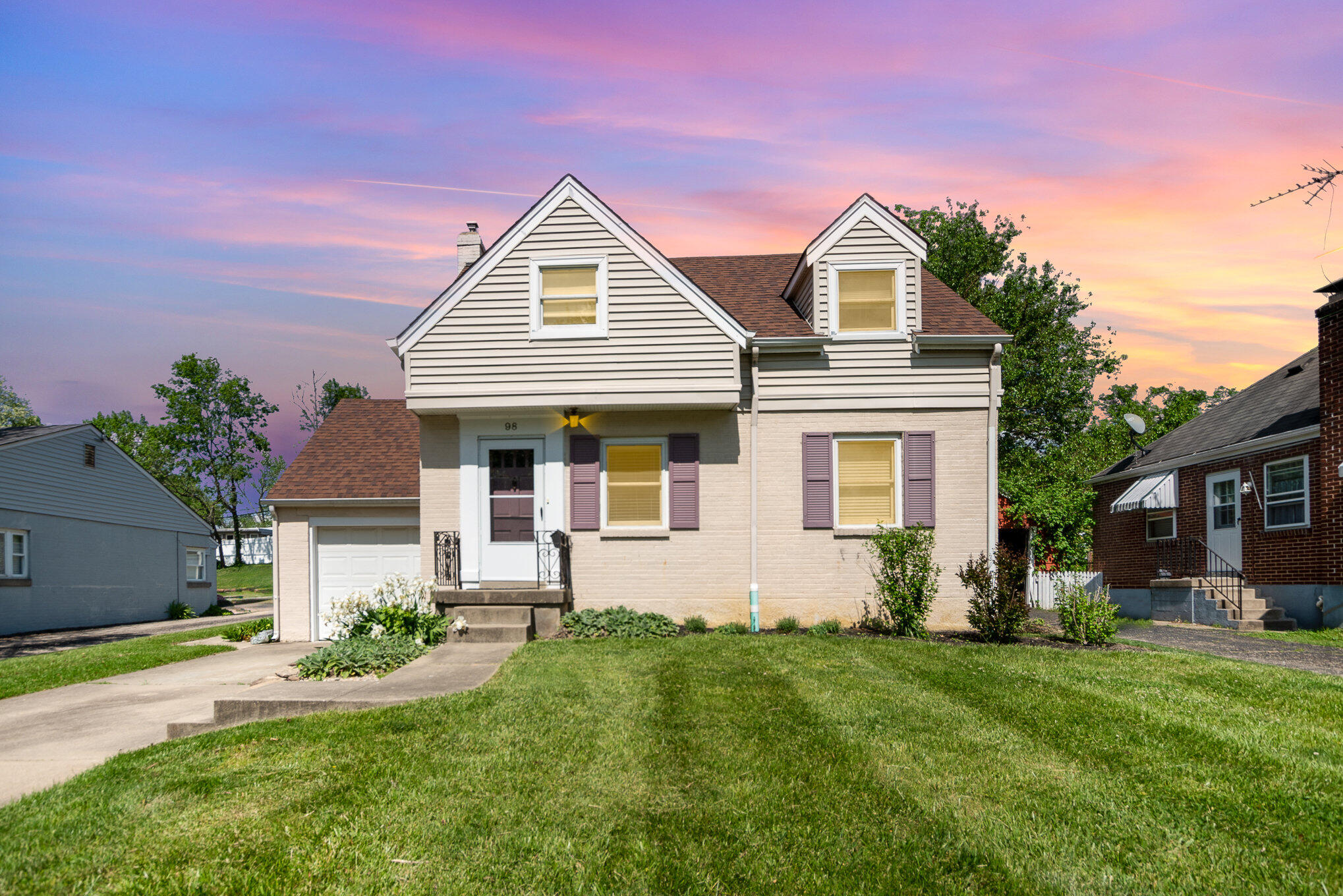 98 Pleasant Ridge Avenue Fort Mitchell, KY 41017 - Photo 1 of 29