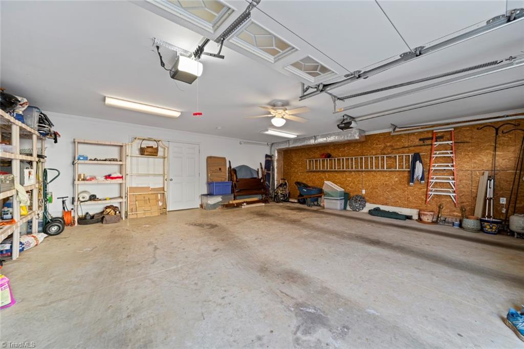 417 Arbor Road Winston-Salem, NC 27104 - Photo 45 of 50 Garage