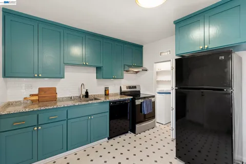 $579,000 | 1711 3rd Street, Alameda, CA 94501