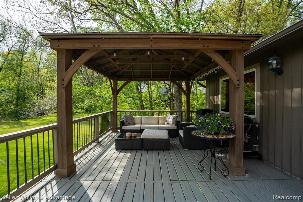 441 Fairwood Road Pinckney, MI 48169 - Photo 40 of 48