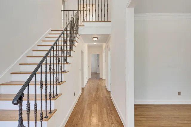 $570,000 | 186 North White Station Road, Memphis, TN 38117