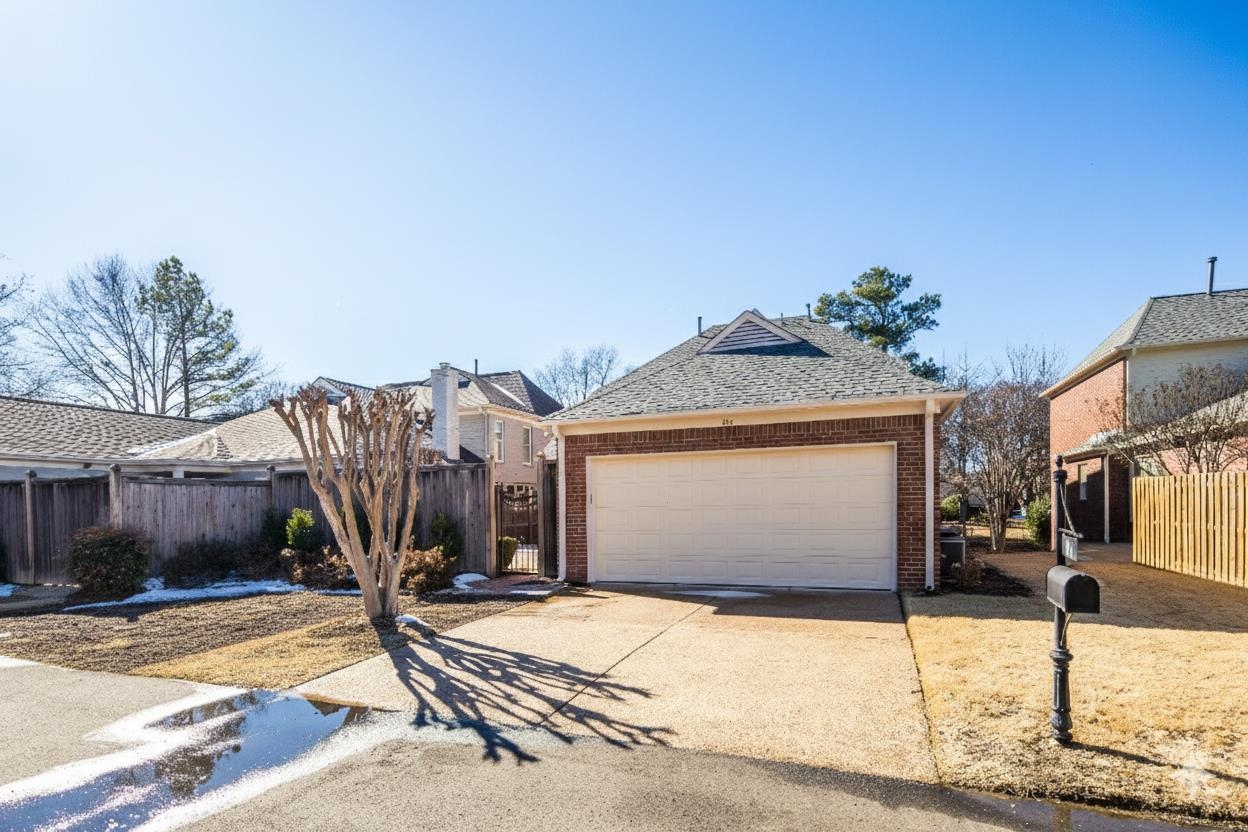 186 North White Station Road Memphis, TN 38117 - Photo 4 of 38