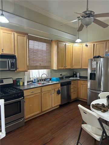 4517 Annunciation Street New Orleans, LA 70115 - Photo 3 of 7