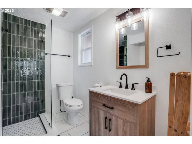 $509,900 | 20935 Southwest Anthony Court, Beaverton, OR 97003