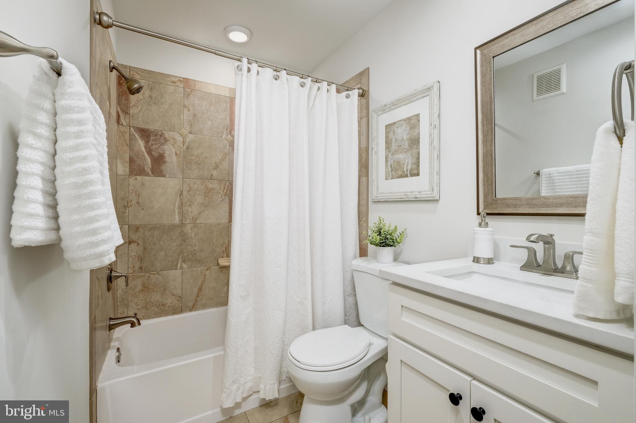 116 South Spring Street Falls Church, VA 22046 - Photo 20 of 32 Gallery Image 20