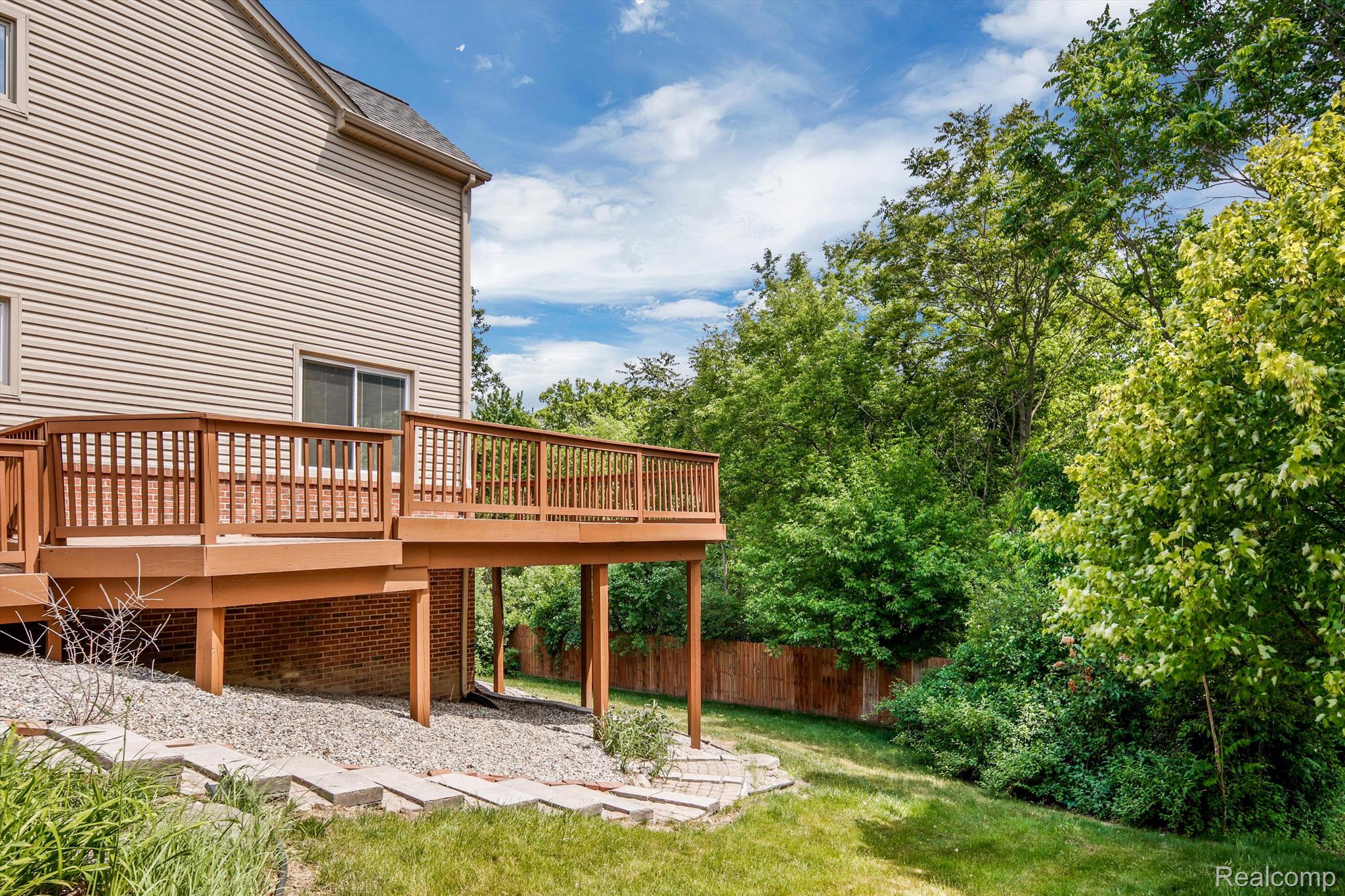 2176 Lakeside Road Troy, MI 48085 - Photo 49 of 49