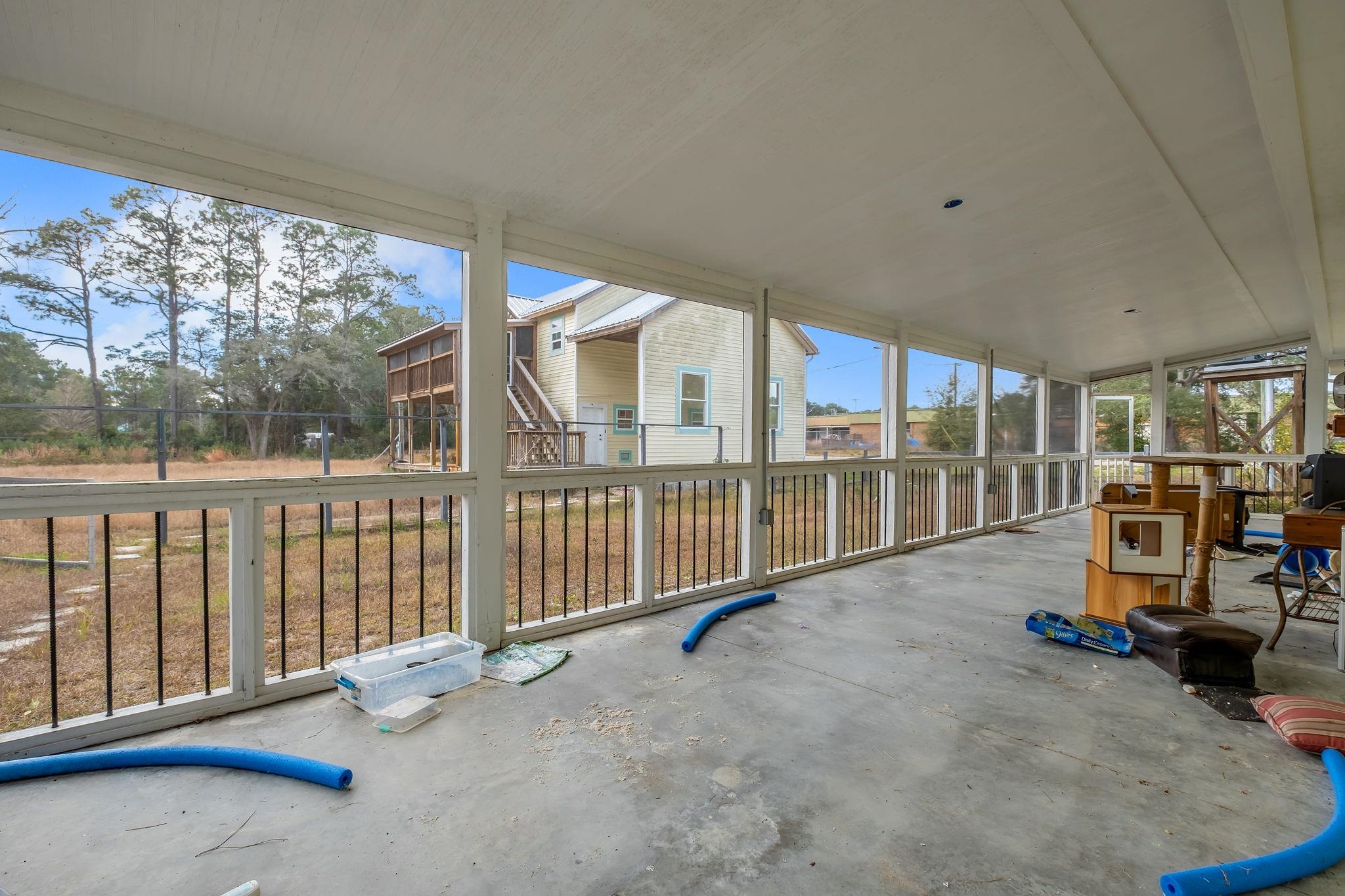 1105 Gray Avenue Carrabelle, FL 32322 - Photo 27 of 46